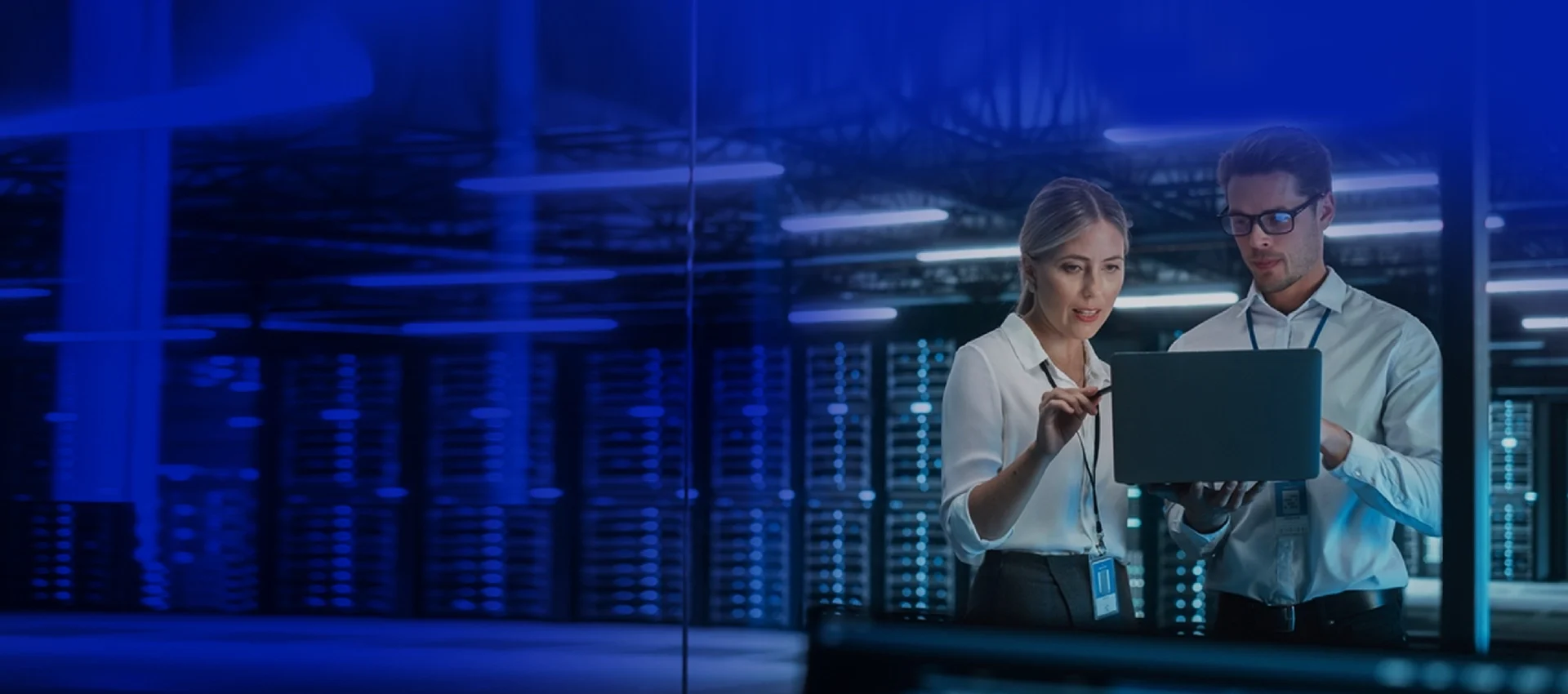 Searching for Hybrid solutions with uncompromised performance? AWS Outpost is for you!