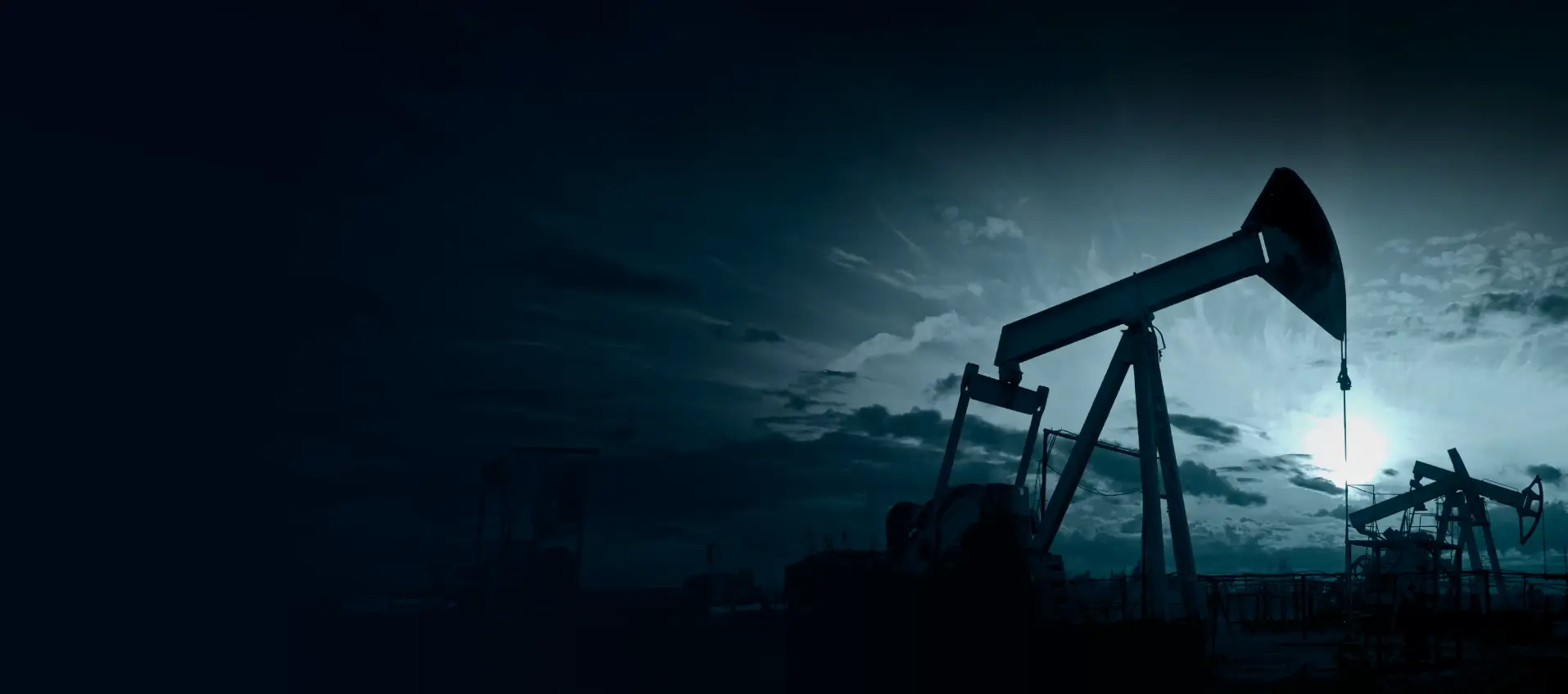 Oil and Gas Operations on Cloud: Transforming Data Management